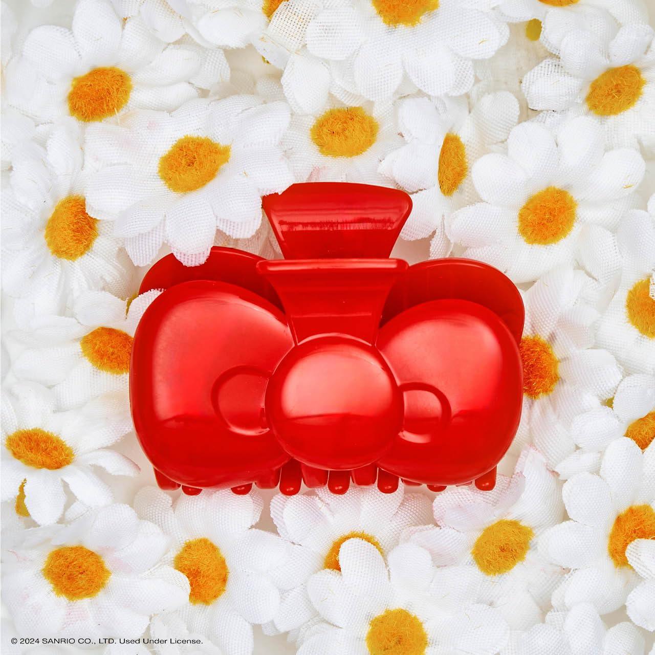 image:imageKitsch x Hello Kitty Medium Hair Clips for Women Strong Hold Claw Clips for Thick or Thin Hair Recycled Plastic NonSlip Durable Ideal Gifts For Women White with Red BowsRed Kitty Bow Shape